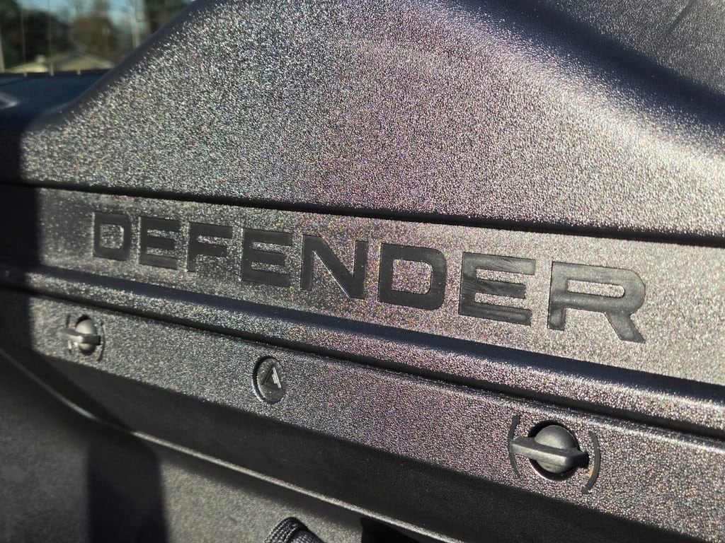 2024 Land Rover Defender S - Photo 18