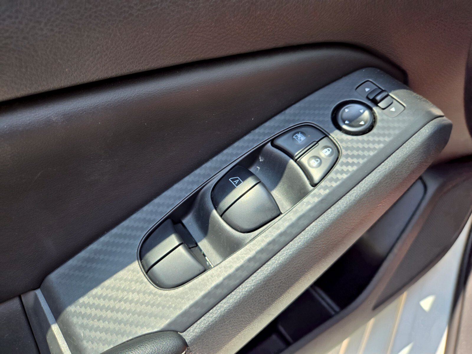 2025 Nissan Altima SV - Photo 28