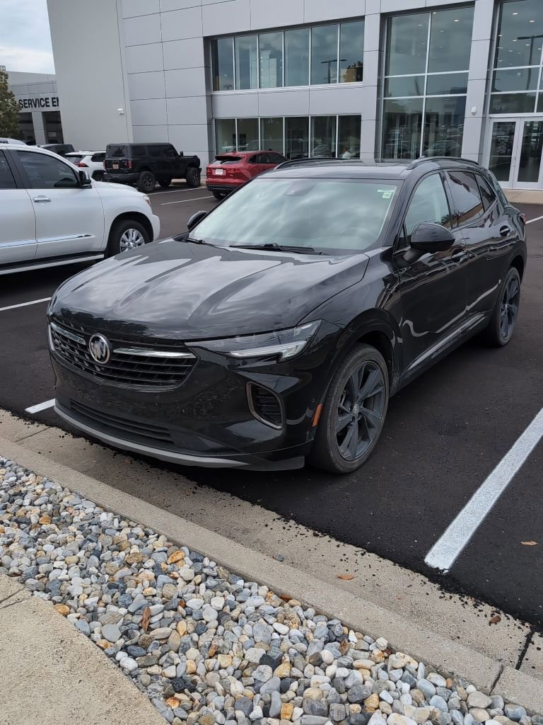 2022 Buick Envision Essence FWD's photo