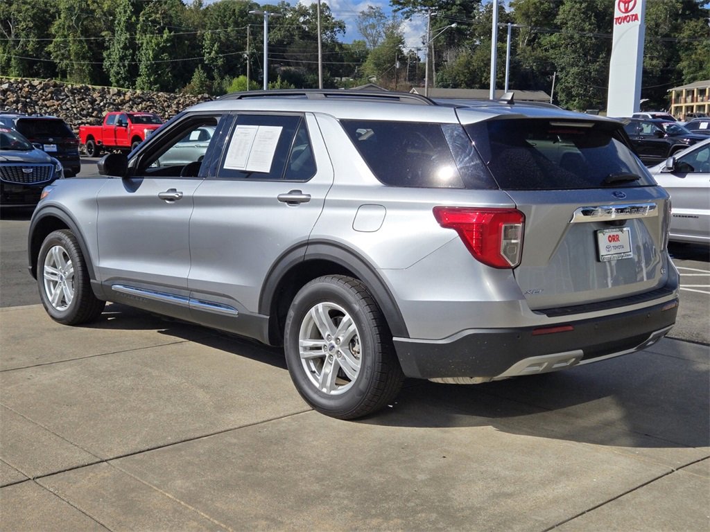 2024 Ford Explorer XLT photo 3