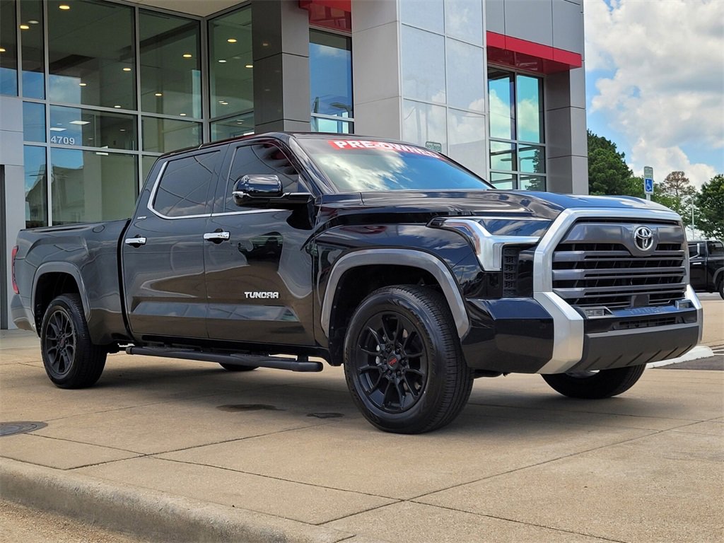 2023 Toyota Tundra Limited photo 4