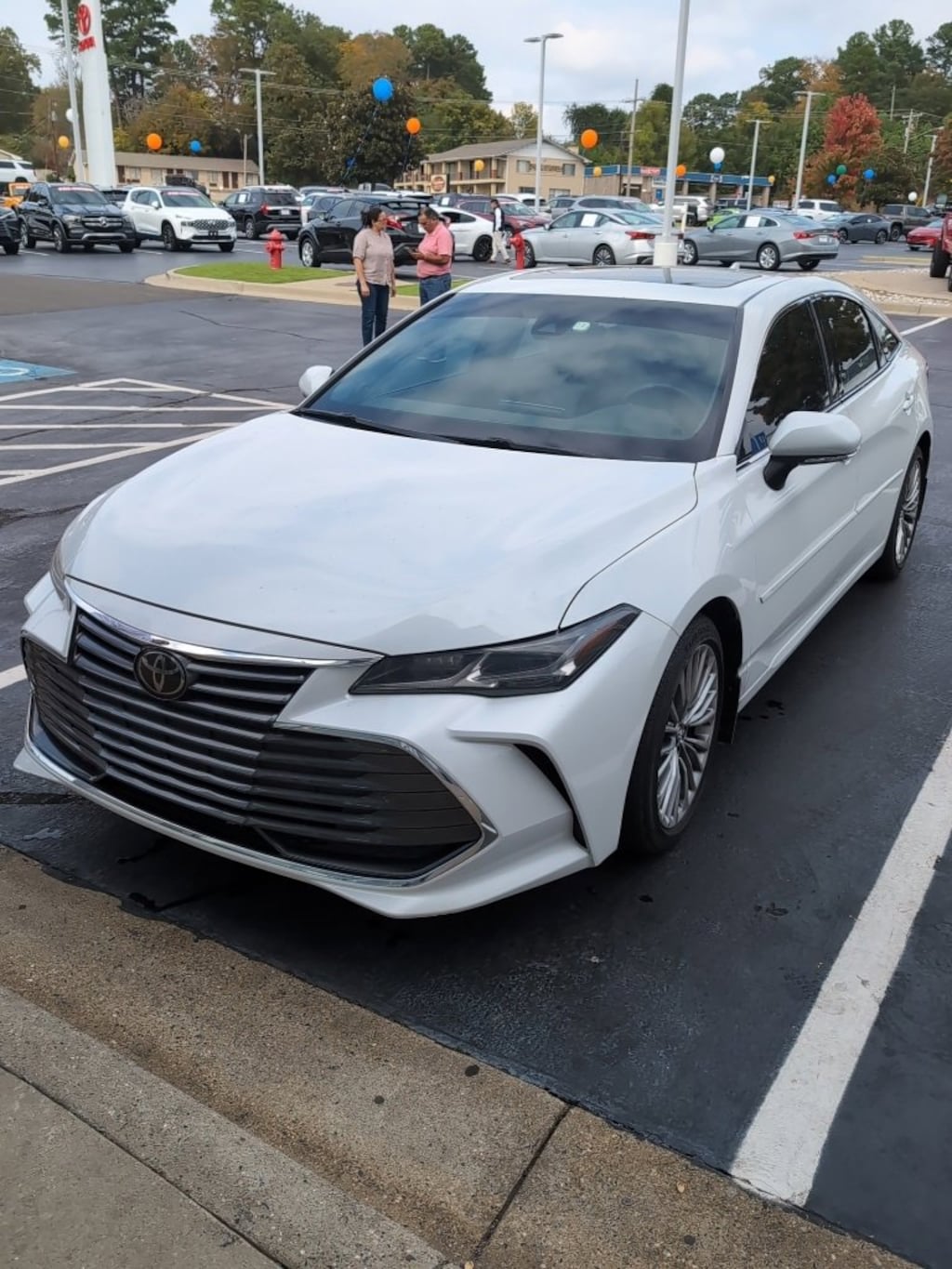 Used 2019 Toyota Avalon XLE Sedan