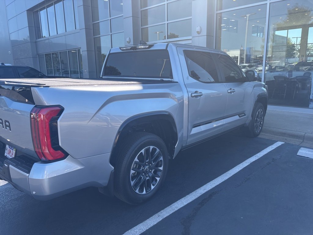 2024 Toyota Tundra Platinum photo 3