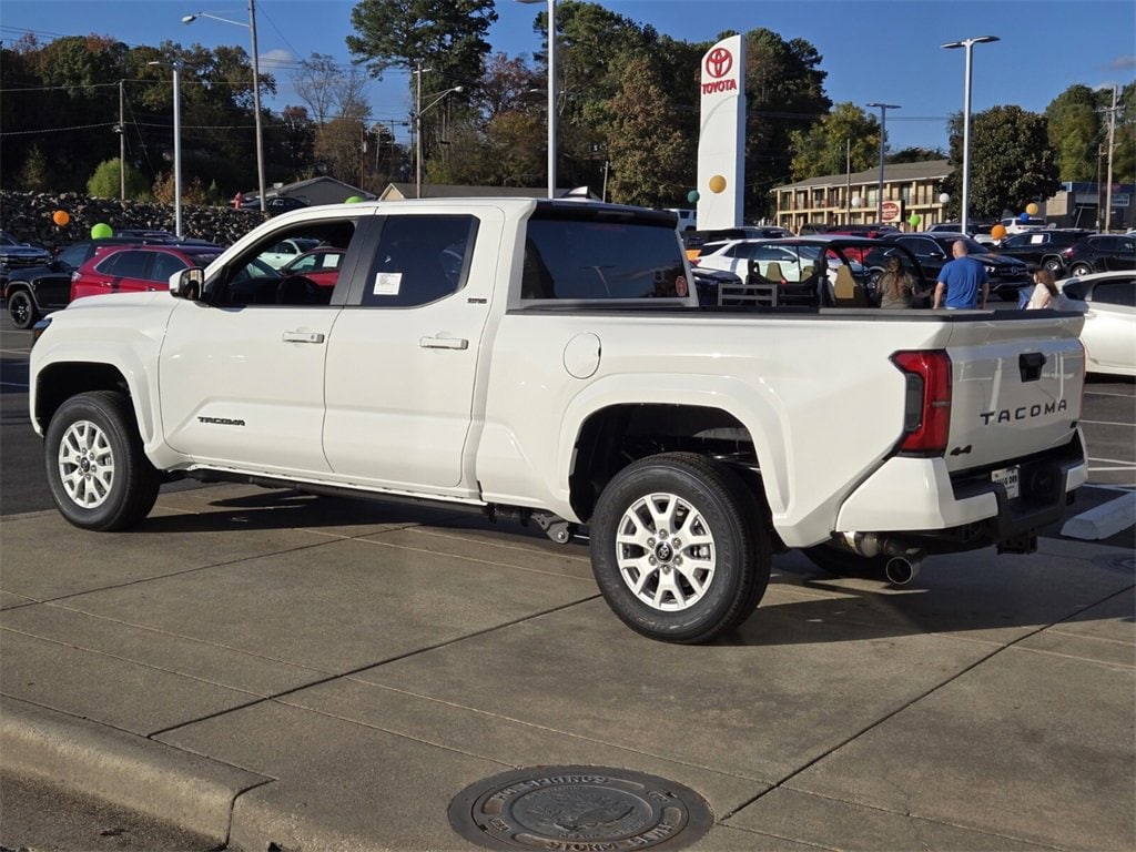 New 2025 Toyota Tacoma SR5 Truck Double Cab