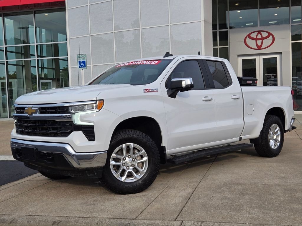 Used 2022 Chevrolet Silverado 1500 LT Truck