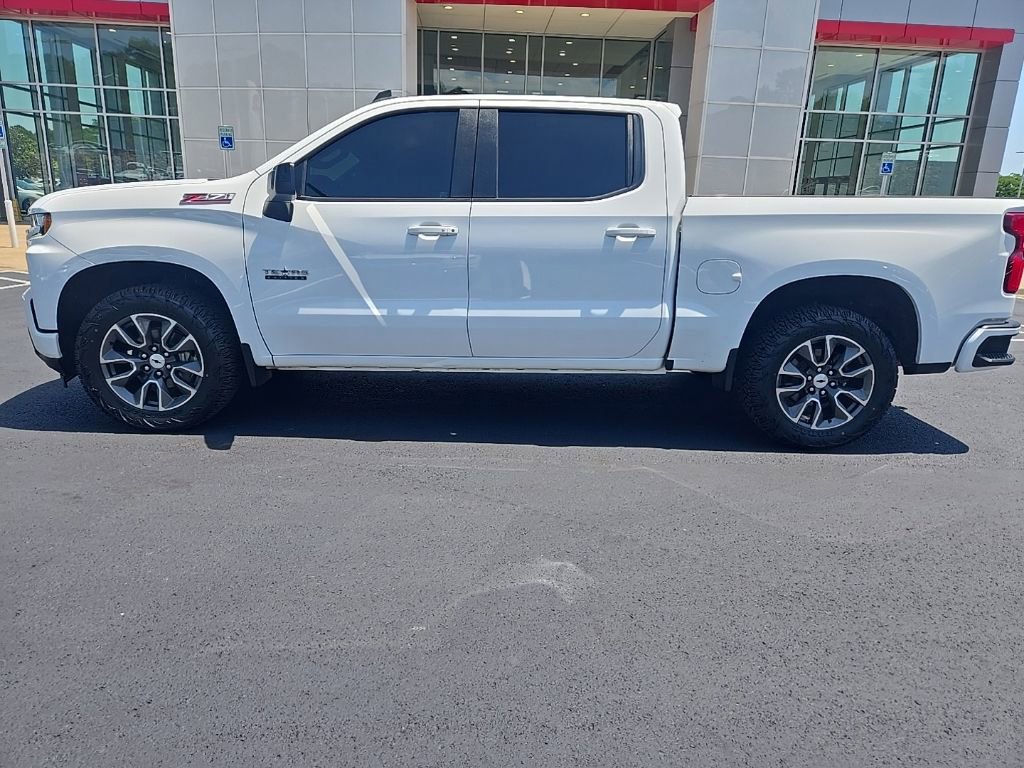 2021 Chevrolet Silverado 1500 RST 4X4 Crew Cab Short Box's photo