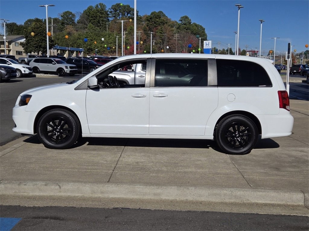 Used 2019 Dodge Grand Caravan GT Van Passenger Van