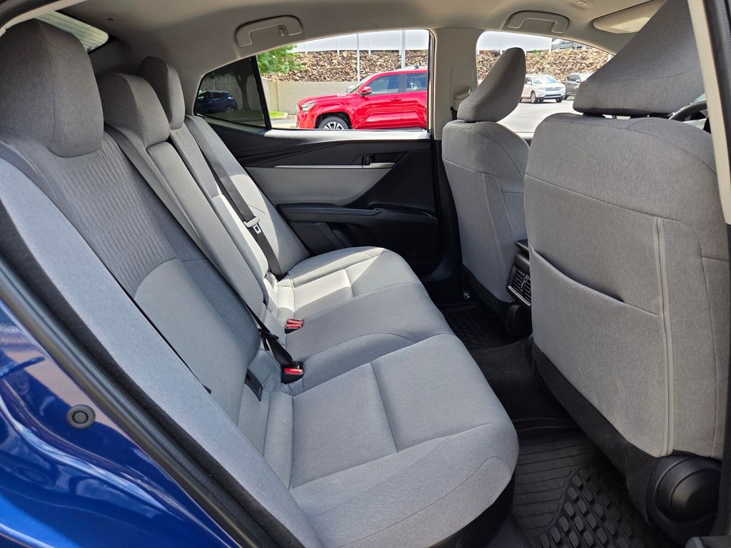 2025 Toyota Camry LE - Photo 16
