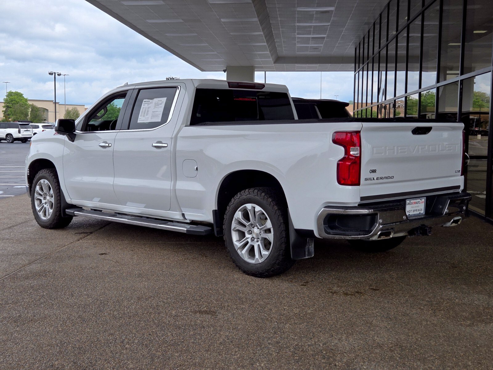 2023 Chevrolet Silverado 1500 LTZ - Photo 3