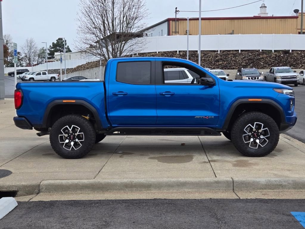 2024 GMC Canyon AT4X - Photo 7