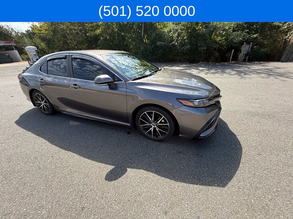 Used 2023 Toyota Camry SE Sedan
