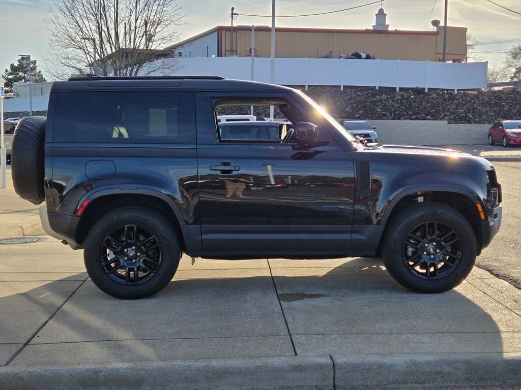 2024 Land Rover Defender S - Photo 6