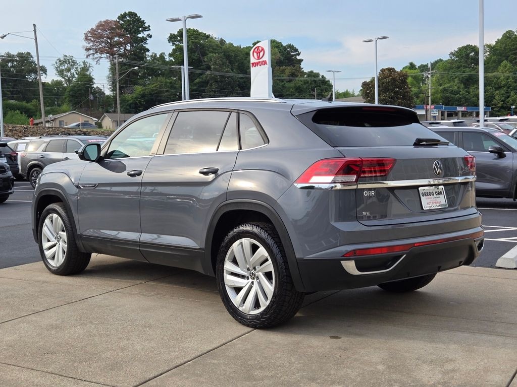 Used 2021 Volkswagen Atlas Cross Sport 2.0T SE w/Technology SUV