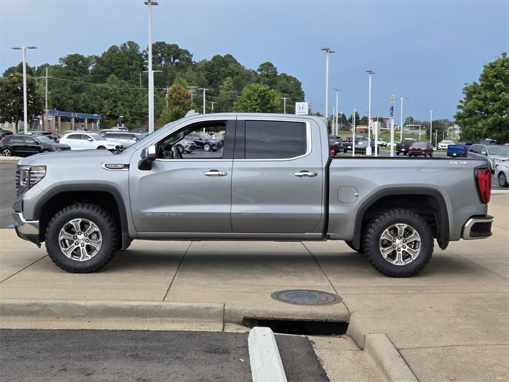 Used 2024 GMC Sierra 1500 SLT with VIN 3GTUUDED2RG302097 for sale in Little Rock