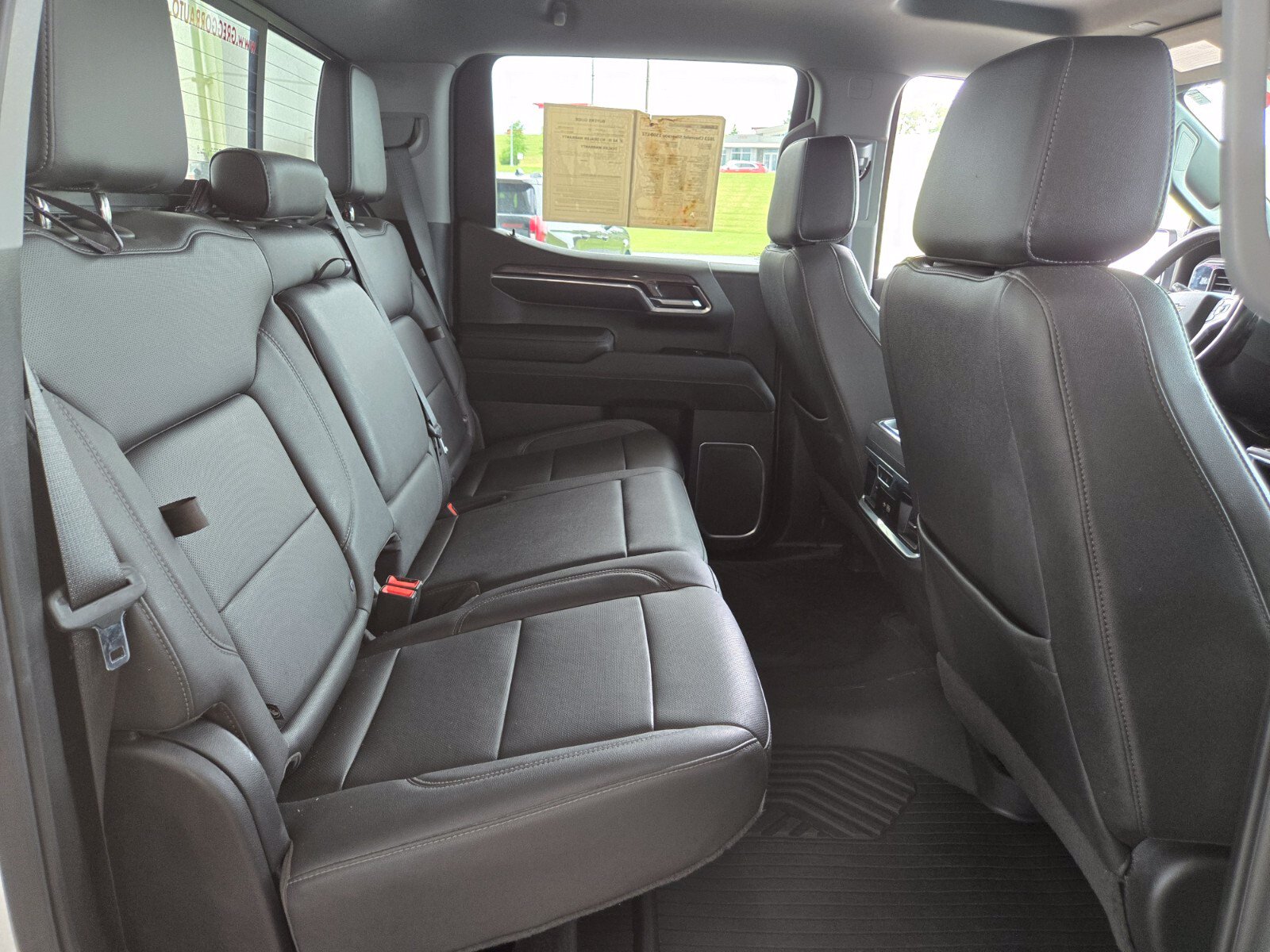 2023 Chevrolet Silverado 1500 LTZ - Photo 17