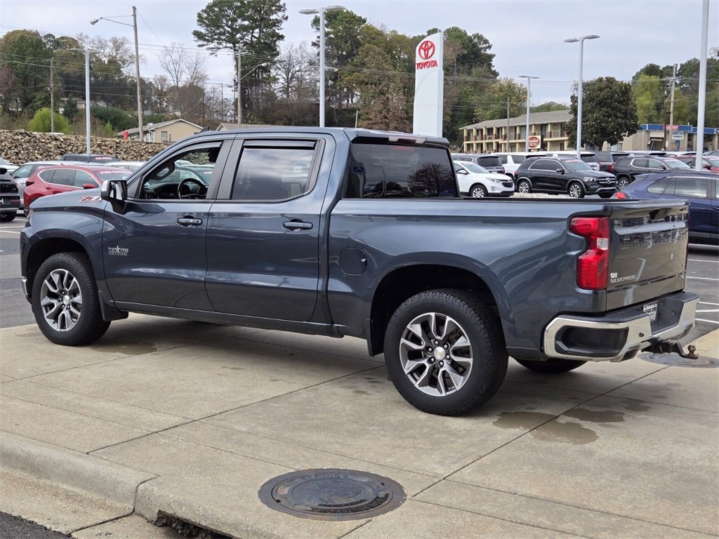 2020 Chevrolet Silverado 1500 LT photo 4