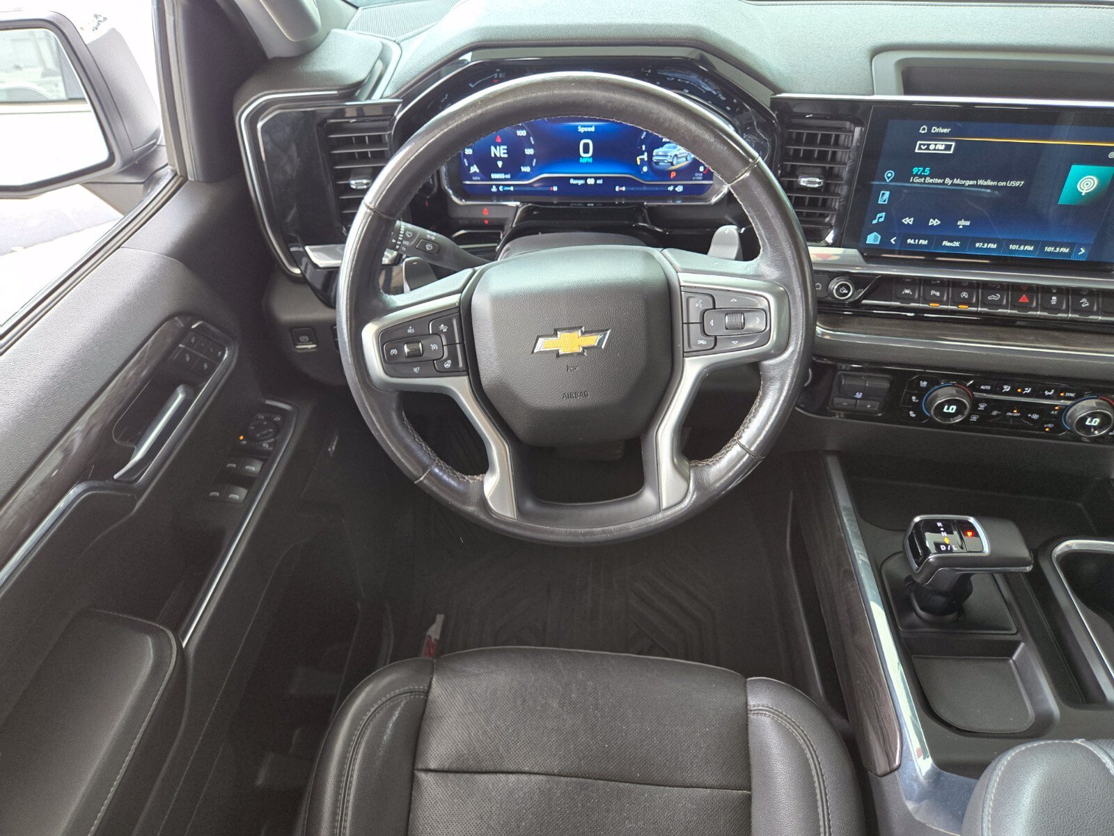 2023 Chevrolet Silverado 1500 LTZ - Photo 13