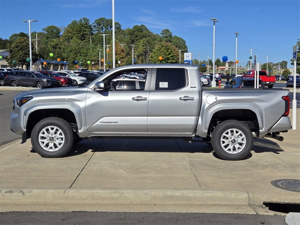 New 2025 Toyota Tacoma SR5 Truck Double Cab