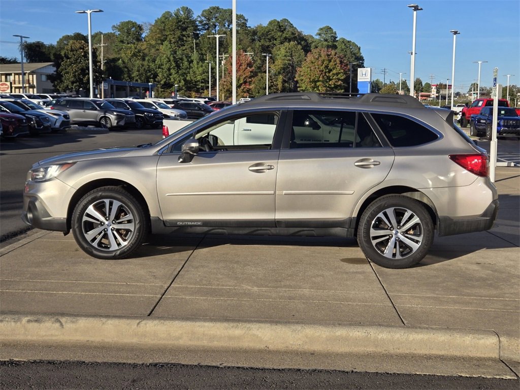2019 Subaru Outback 2.5i Limited photo 3