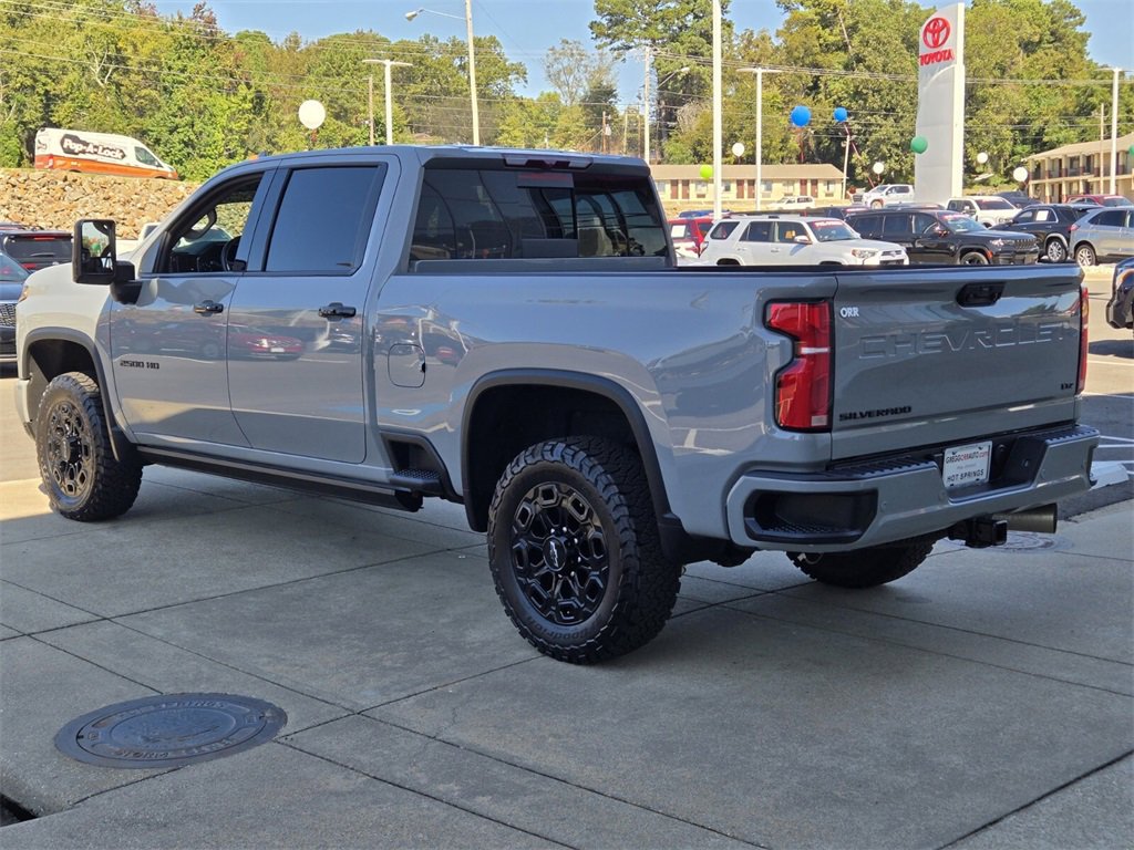 2024 Chevrolet Silverado 2500HD LTZ photo 4