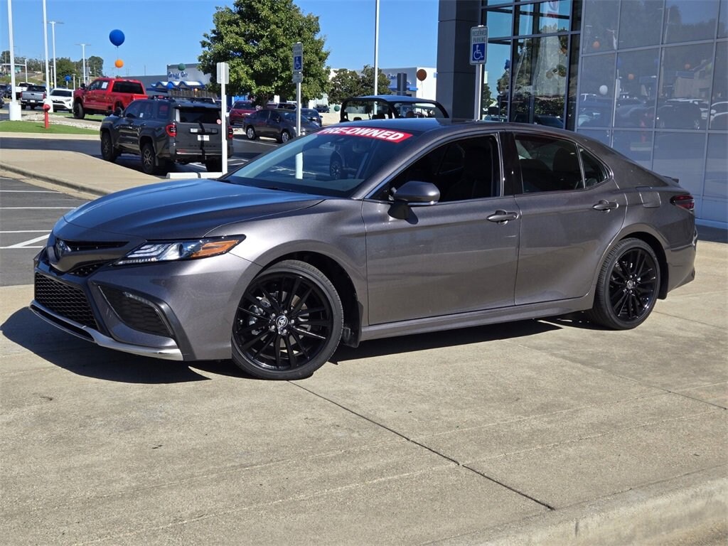 Used 2024 Toyota Camry Hybrid XSE Sedan