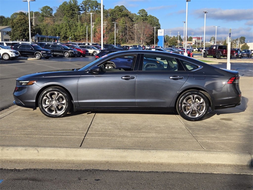 2023 Honda Accord Hybrid EX-L photo 3