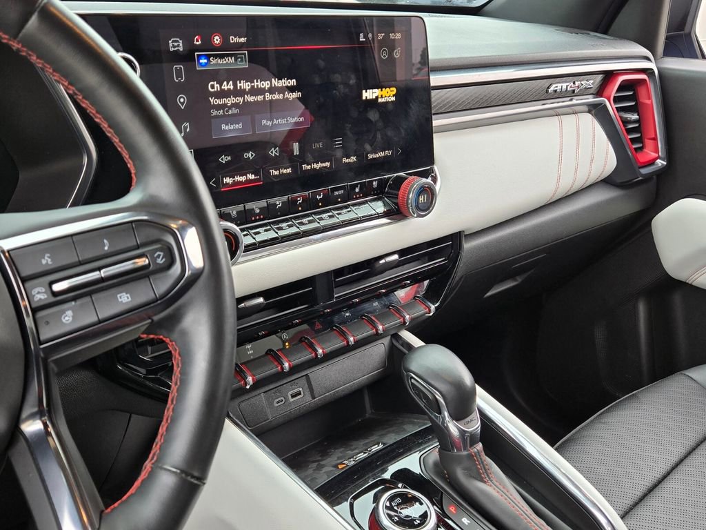2024 GMC Canyon AT4X - Photo 22