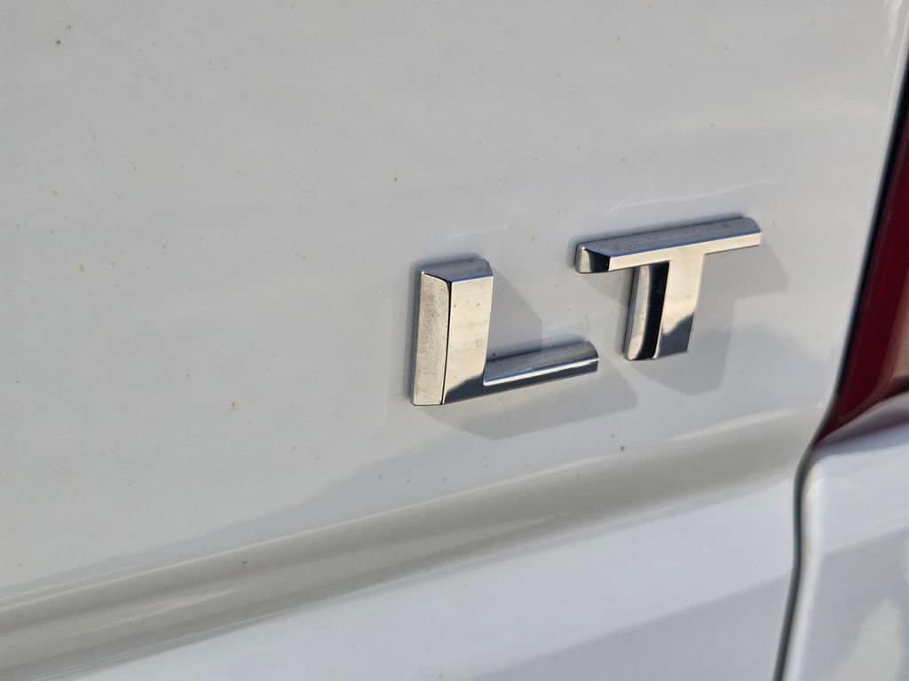 2019 Chevrolet Silverado 1500 LT - Photo 17