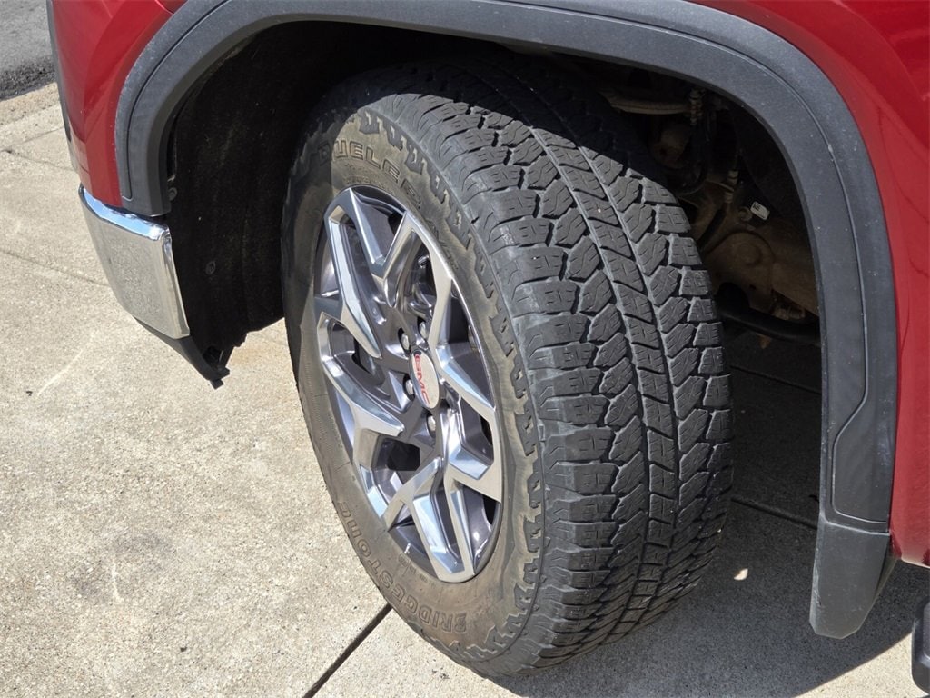 Used 2022 GMC Sierra 1500 Limited SLT with VIN 3GTU9DEL0NG194758 for sale in Little Rock