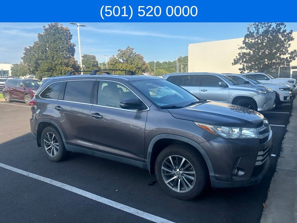 Used 2019 Toyota Highlander XLE SUV