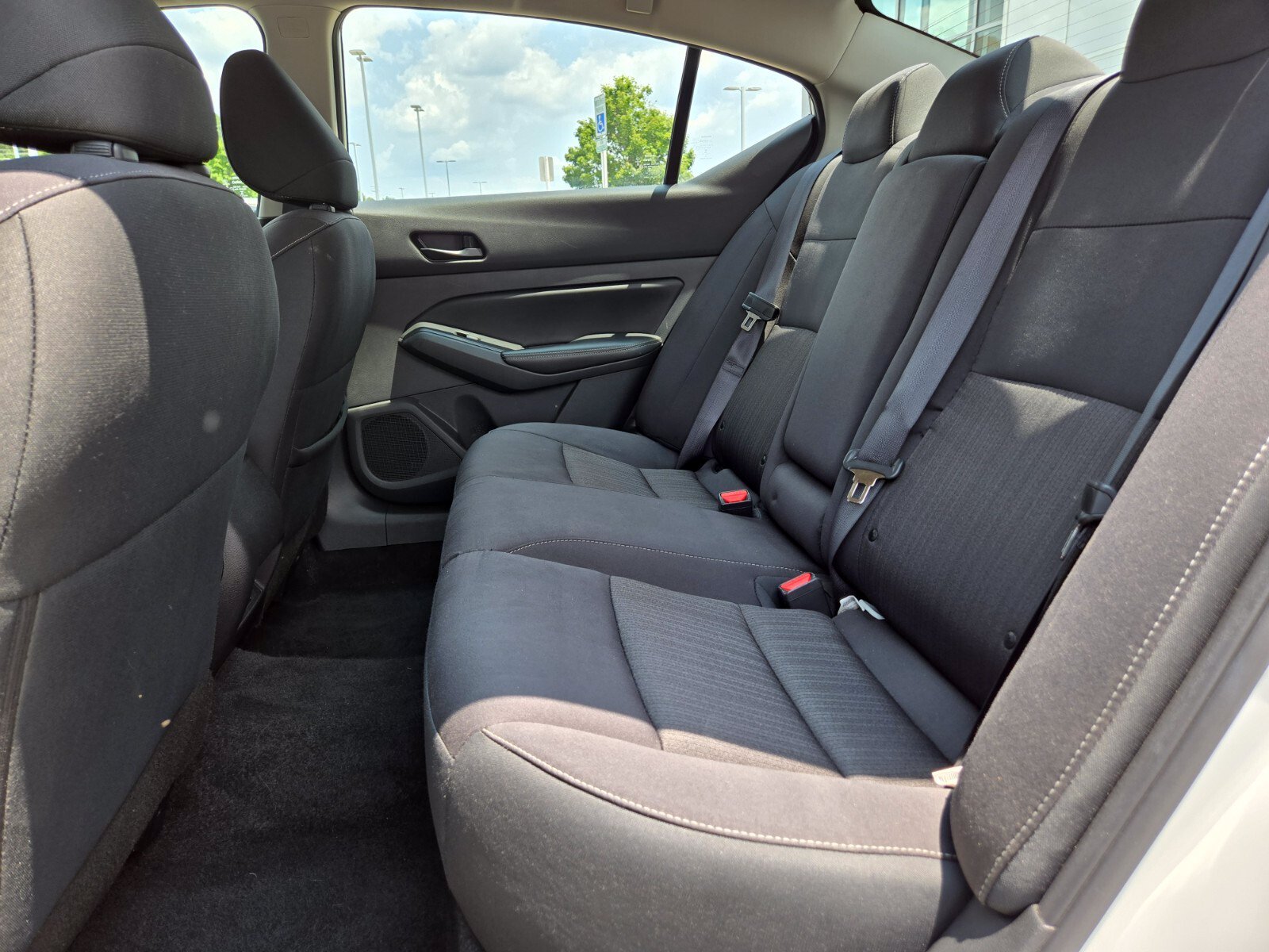 2025 Nissan Altima SV - Photo 12