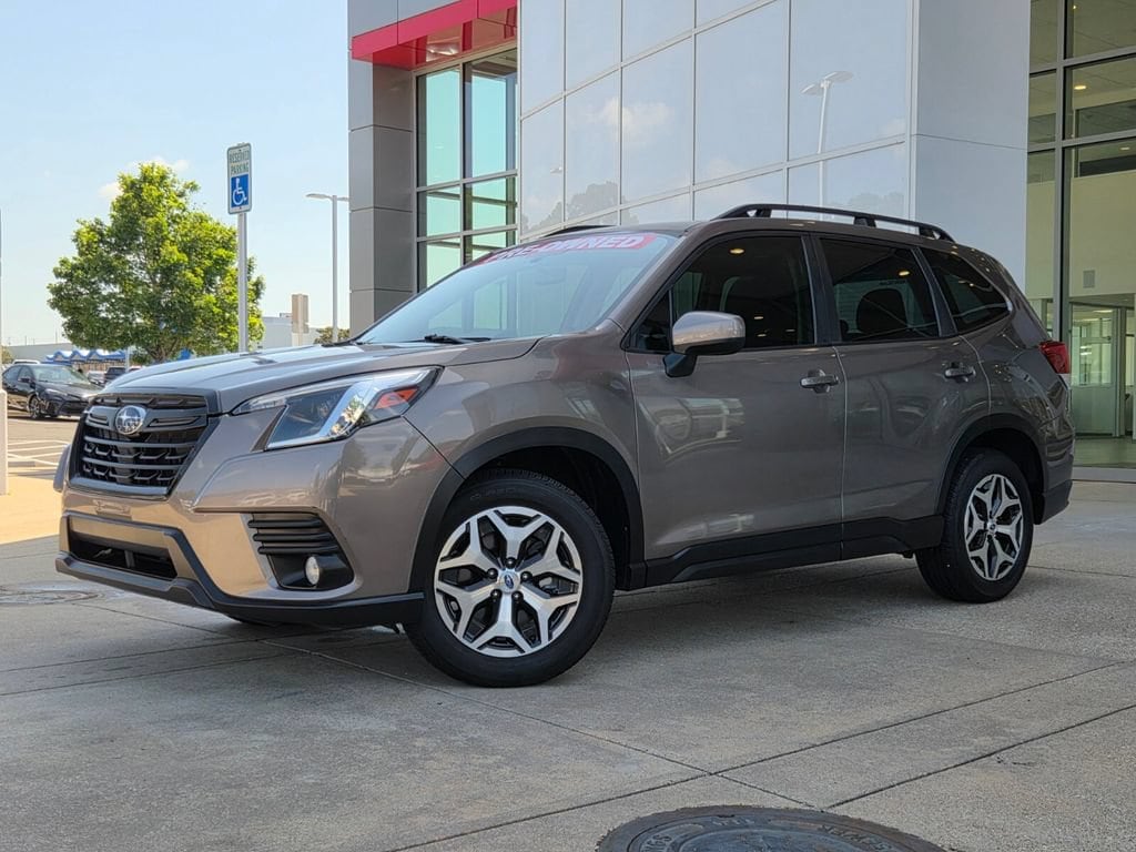 2022 Subaru Forester Premium's photo
