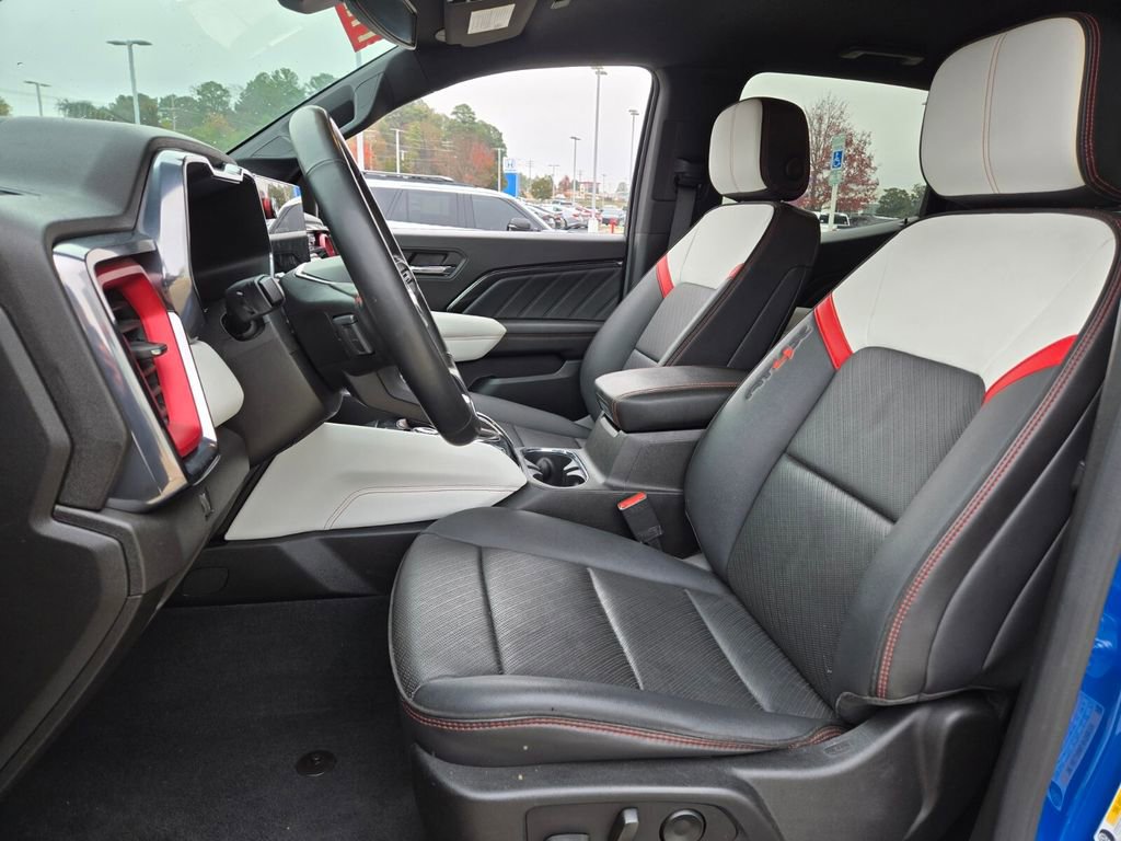 2024 GMC Canyon AT4X - Photo 13