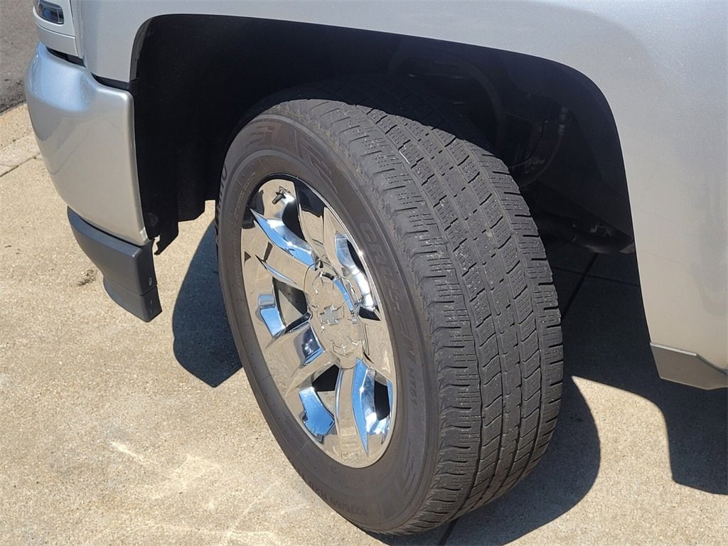 Used 2018 Chevrolet Silverado 1500 LTZ with VIN 3GCUKSEC7JG444483 for sale in Little Rock