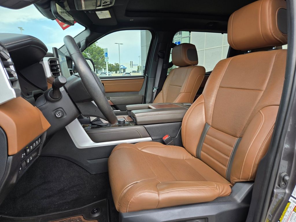 2024 Toyota Tundra 1794 Edition - Photo 10