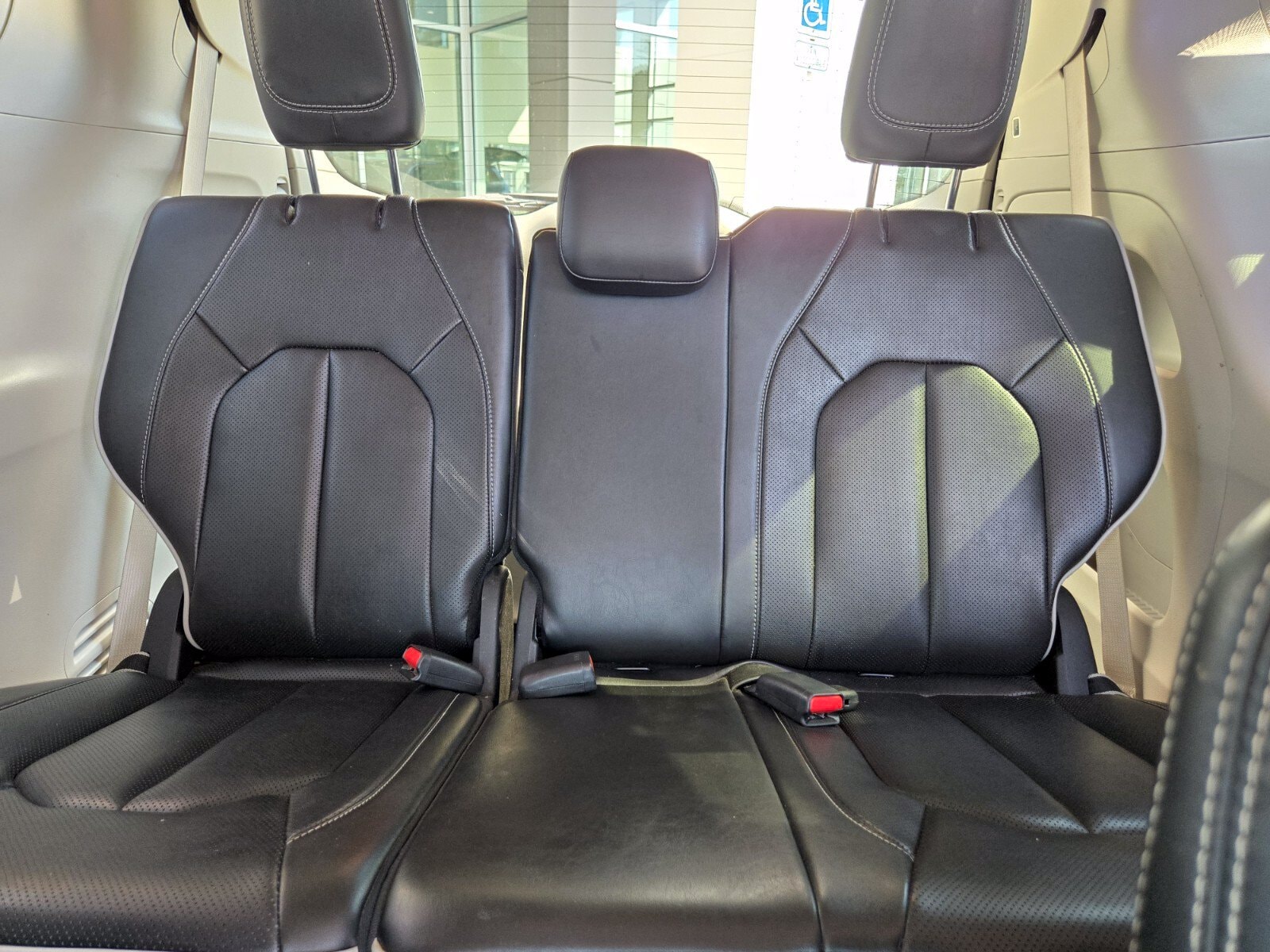 2024 Chrysler Pacifica Limited - Photo 18