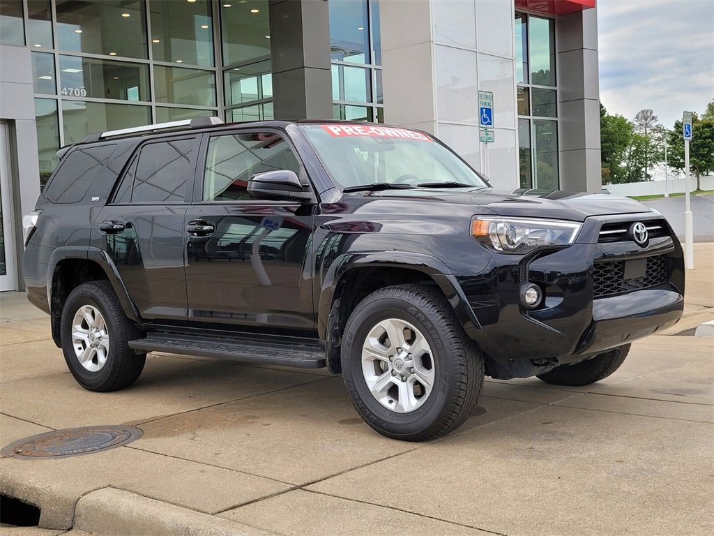 2024 Toyota 4Runner SR5 photo 4