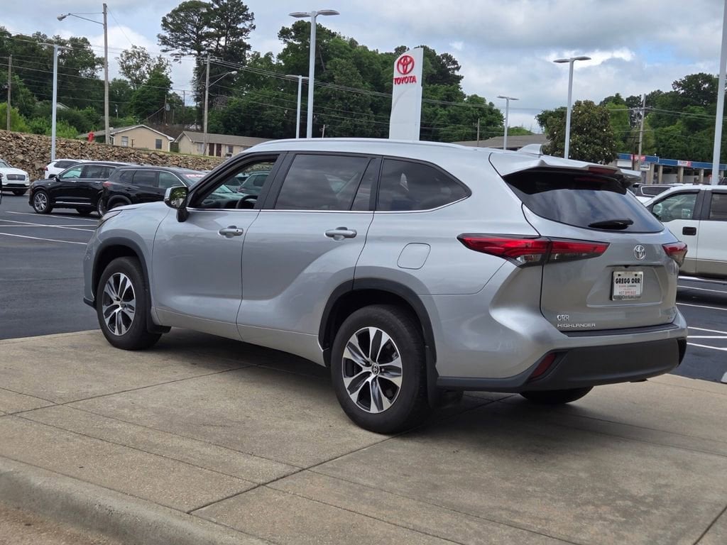 Used 2023 Toyota Highlander XLE SUV