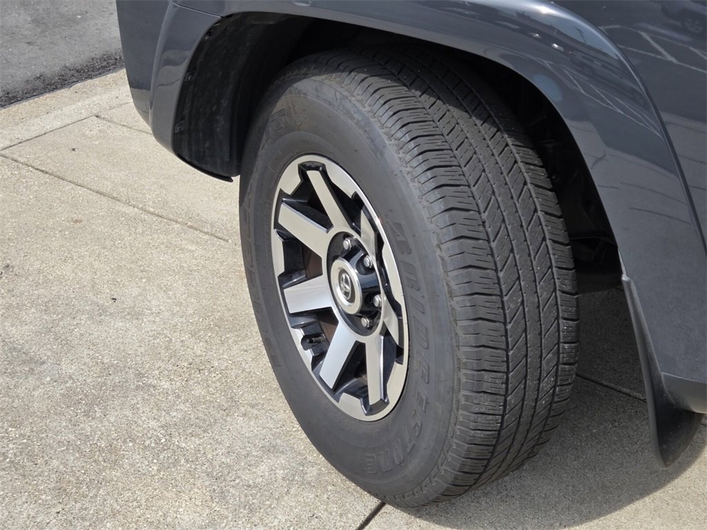 2024 Toyota 4Runner TRD Premium photo 2