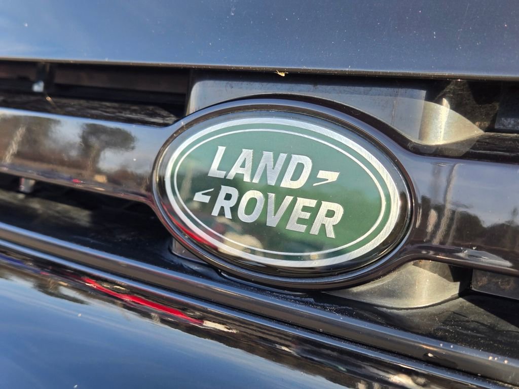 2024 Land Rover Defender S - Photo 10