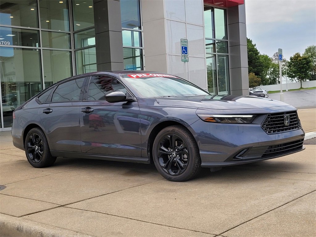 2025 Honda Accord SE photo 4