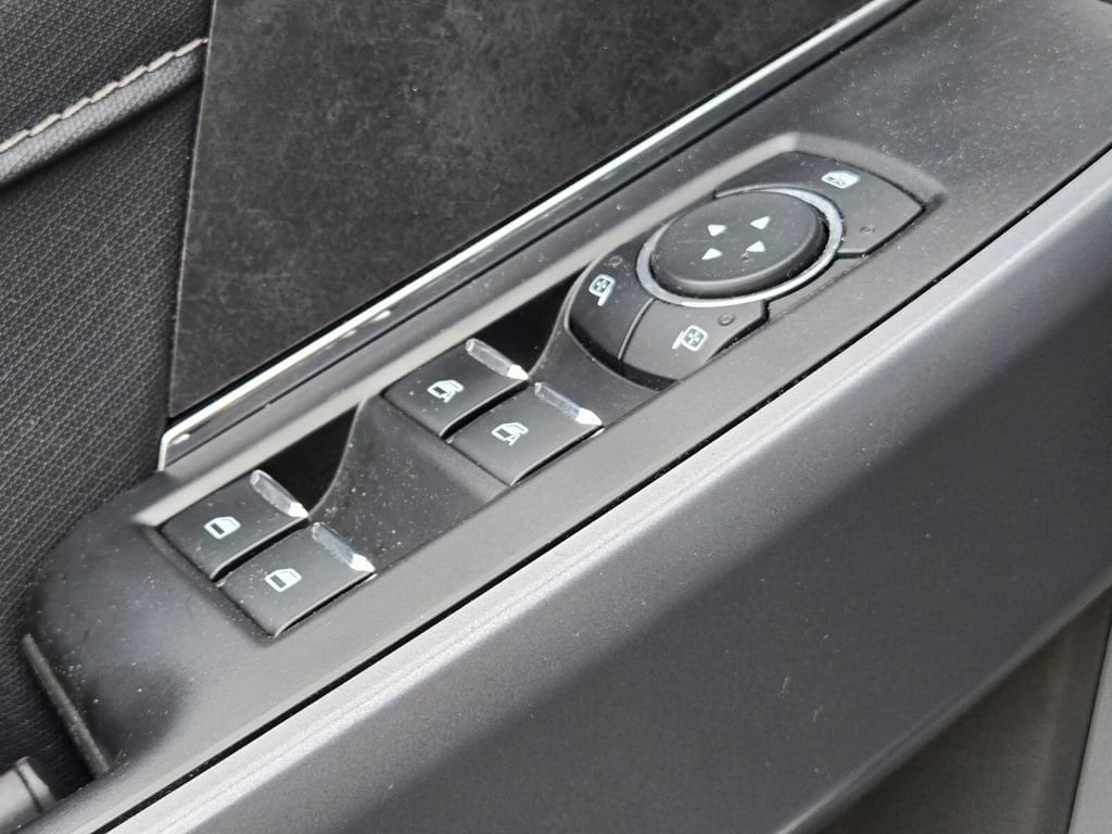 2025 Ford F-150 XLT - Photo 32