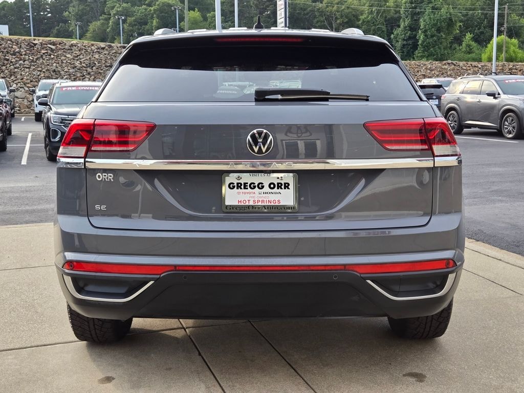 Used 2021 Volkswagen Atlas Cross Sport 2.0T SE w/Technology SUV