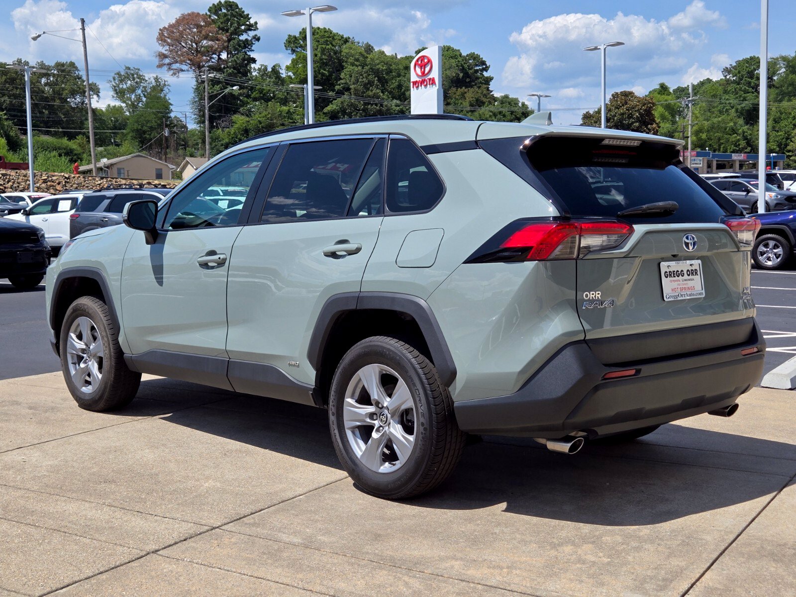 Used 2022 Toyota RAV4 Hybrid XLE SUV
