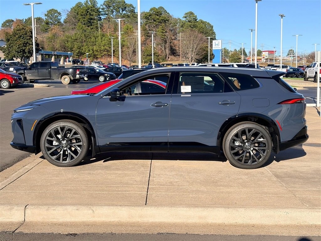 New 2025 Toyota Crown Signia Limited SUV