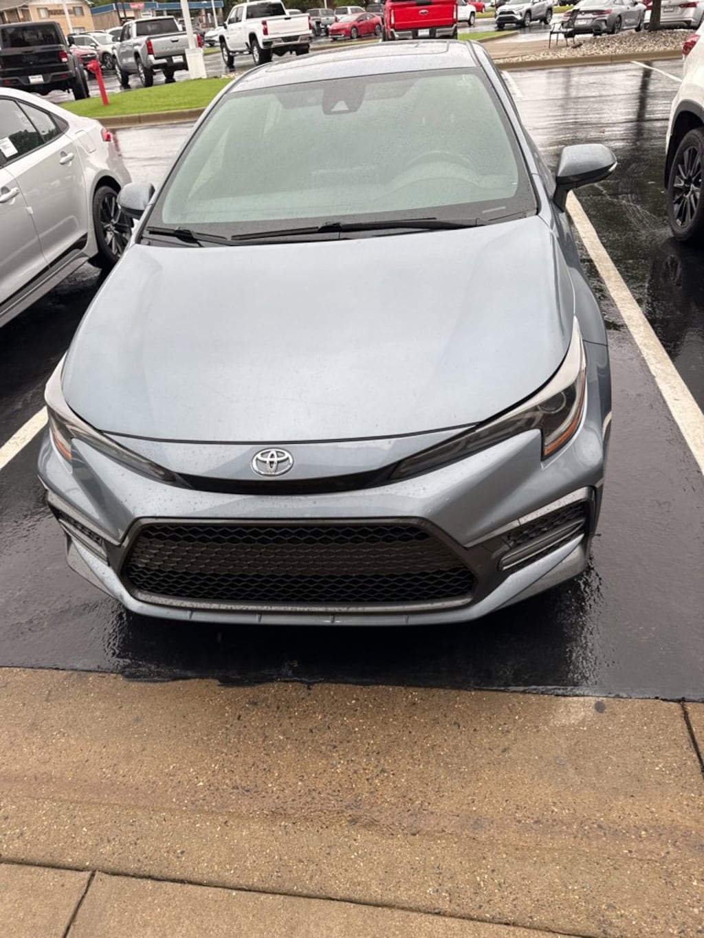 Used 2020 Toyota Corolla SE Sedan