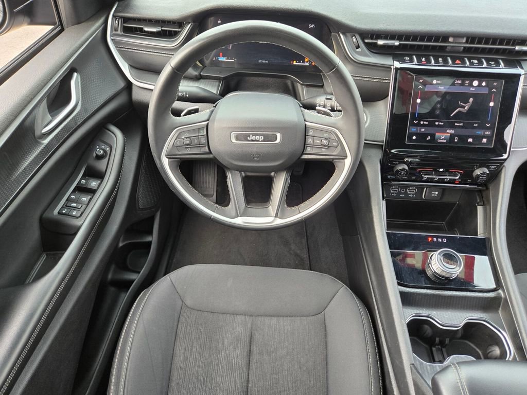 2024 Jeep Grand Cherokee L Laredo - Photo 13