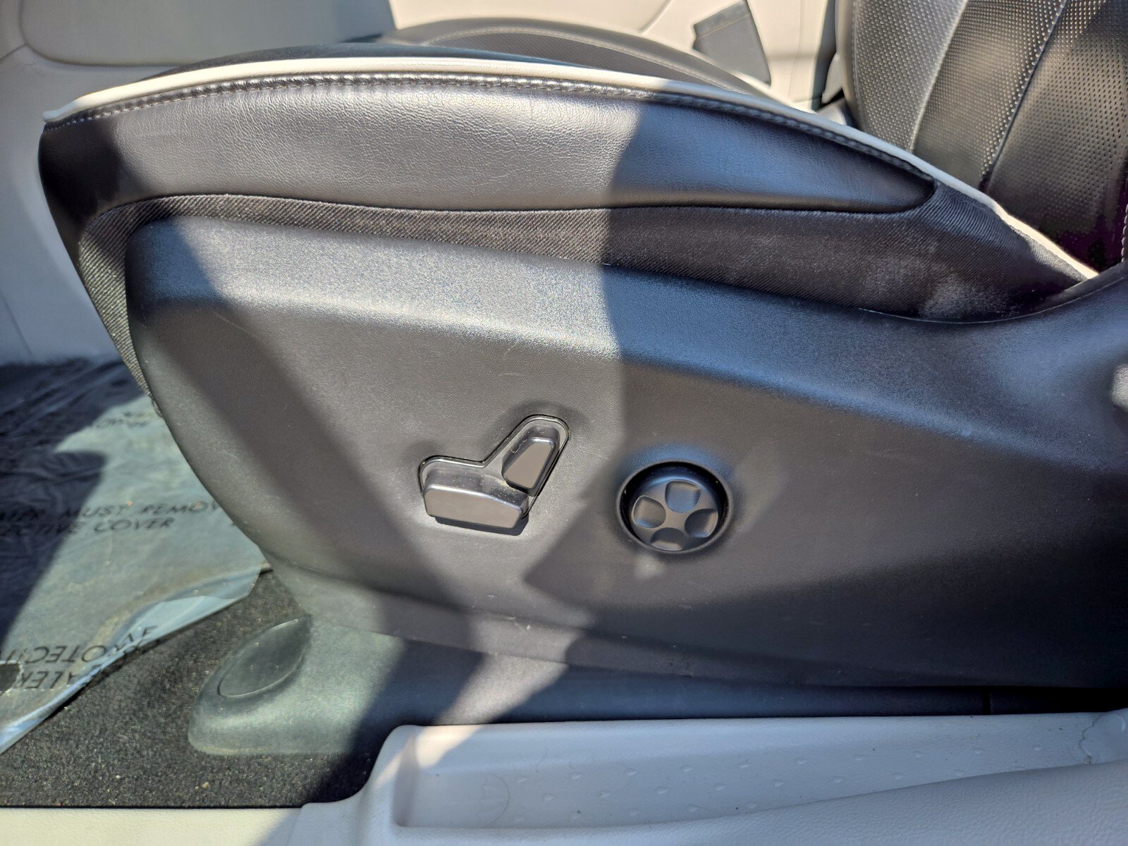 2024 Chrysler Pacifica Limited - Photo 10