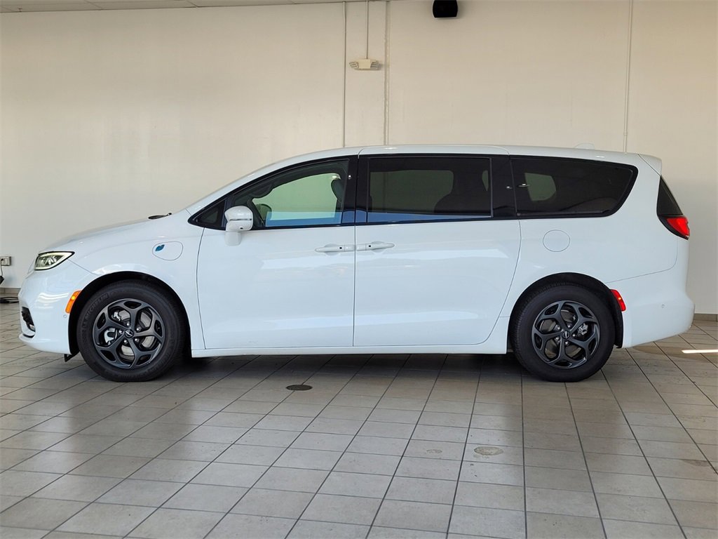 Used 2022 Chrysler Pacifica Hybrid Touring L with VIN 2C4RC1L74NR134732 for sale in Hot Springs, AR