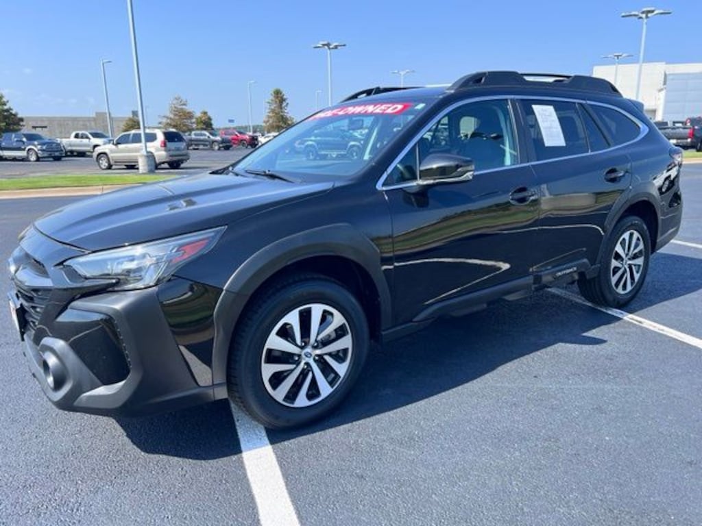 Used 2023 Subaru Outback Premium SUV